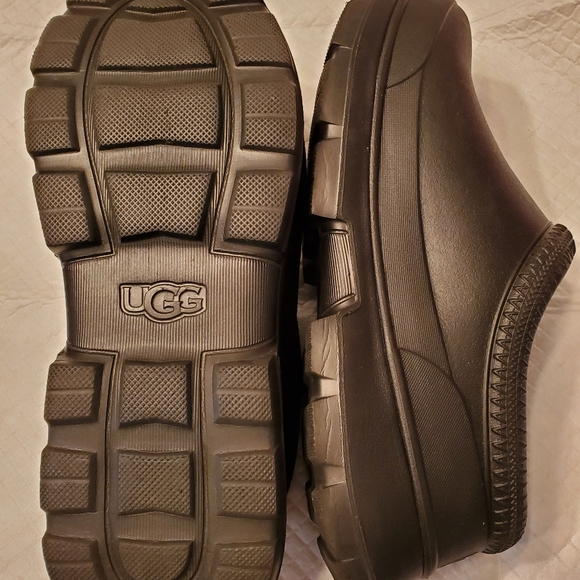 Women's UGG Rubber Clogs.  Size 9 NWOT. Black - Picture 4 of 8